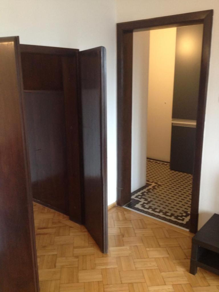 Central Studio Across From Intercontinental Bucureşti Eksteriør bilde