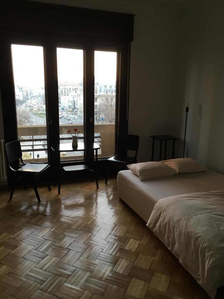 Central Studio Across From Intercontinental Bucureşti Eksteriør bilde